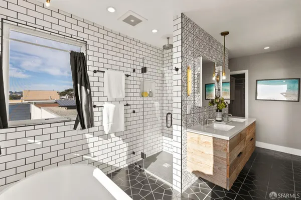 $2,595,000 | 1571 37th Avenue, San Francisco, CA 94122