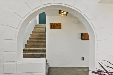 $2,595,000 | 1571 37th Avenue, San Francisco, CA 94122