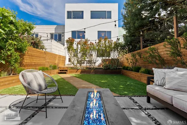 $2,595,000 | 1571 37th Avenue, San Francisco, CA 94122