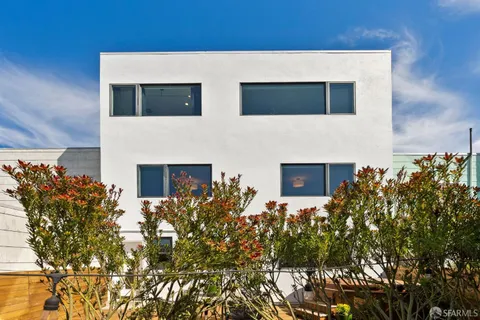 $2,595,000 | 1571 37th Avenue, San Francisco, CA 94122
