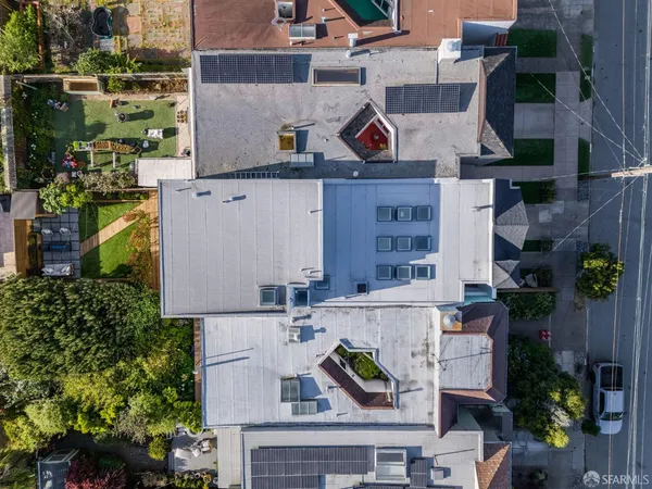 $2,595,000 | 1571 37th Avenue, San Francisco, CA 94122