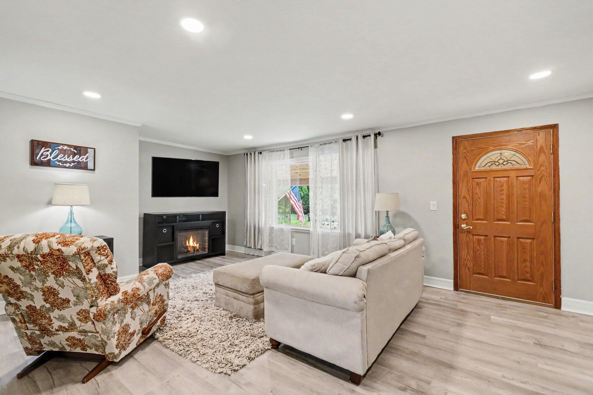 10290 Thorne Road Horton, MI 49246 - Photo 4 of 41 005_file_6713