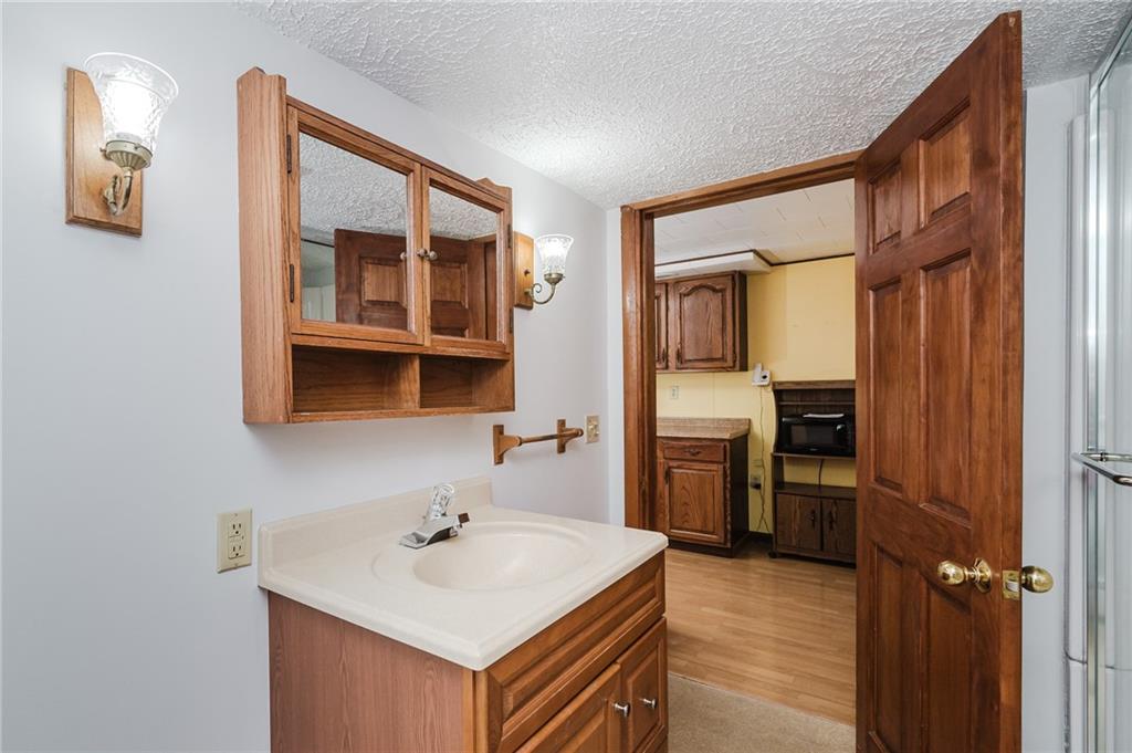 33 Greenville Road Homer City, PA 15748 - Photo 11 of 34