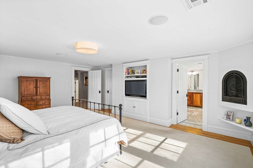 57 Windsor Road Wellesley, MA 02481 - Photo 18 of 30