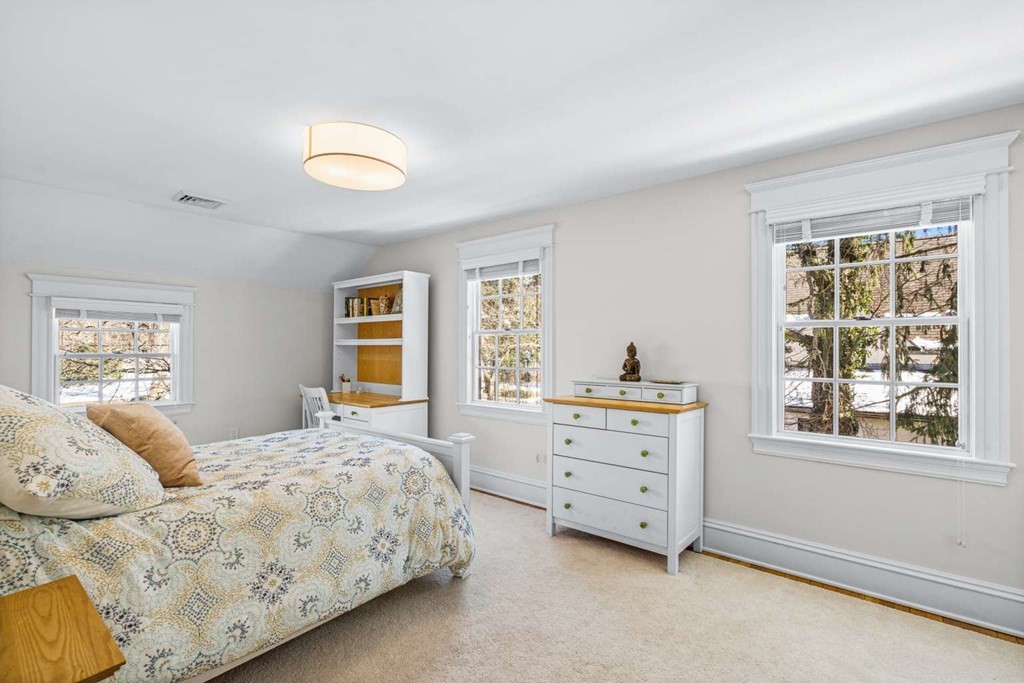 57 Windsor Road Wellesley, MA 02481 - Photo 22 of 30