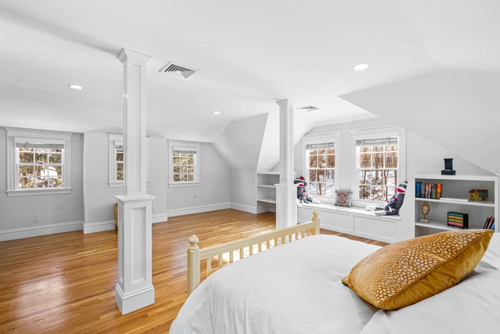 57 Windsor Road Wellesley, MA 02481 - Photo 26 of 30