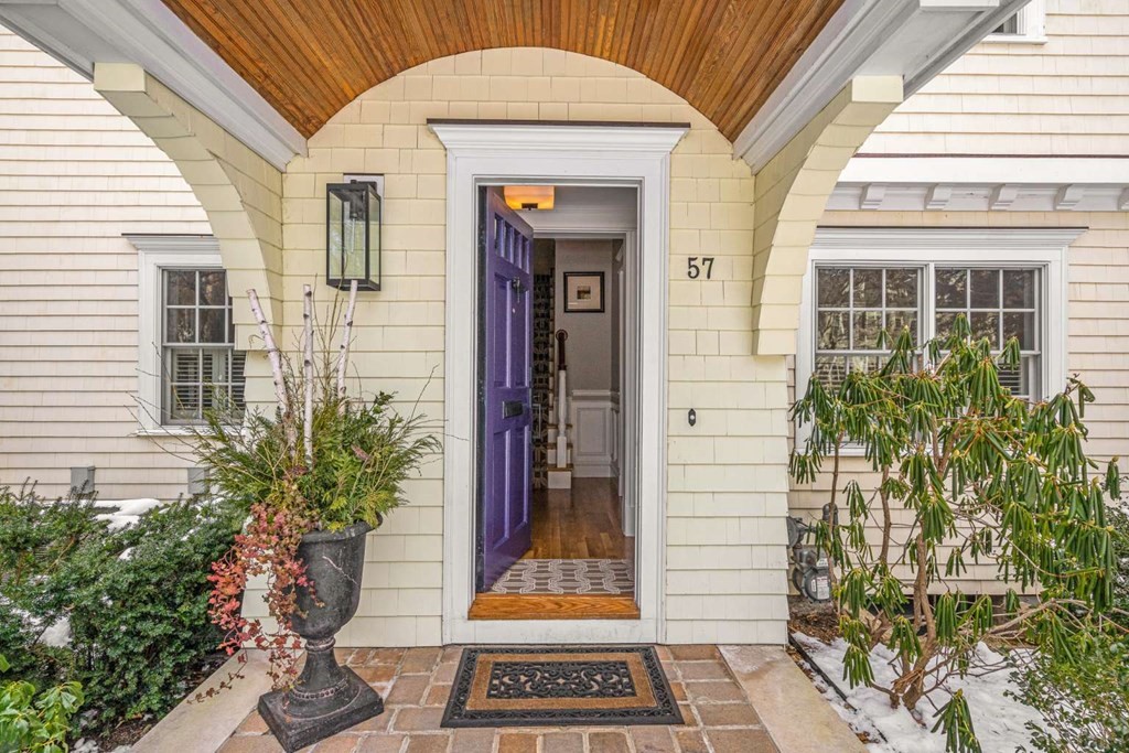 57 Windsor Road Wellesley, MA 02481 - Photo 3 of 30