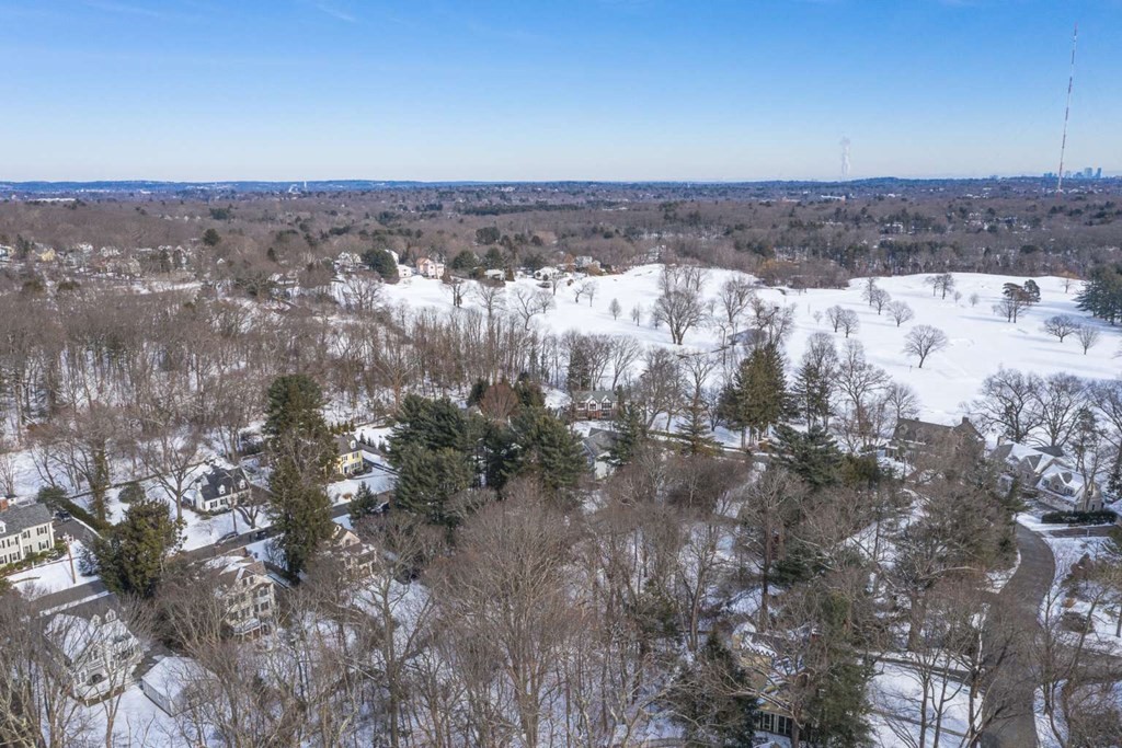 57 Windsor Road Wellesley, MA 02481 - Photo 5 of 30