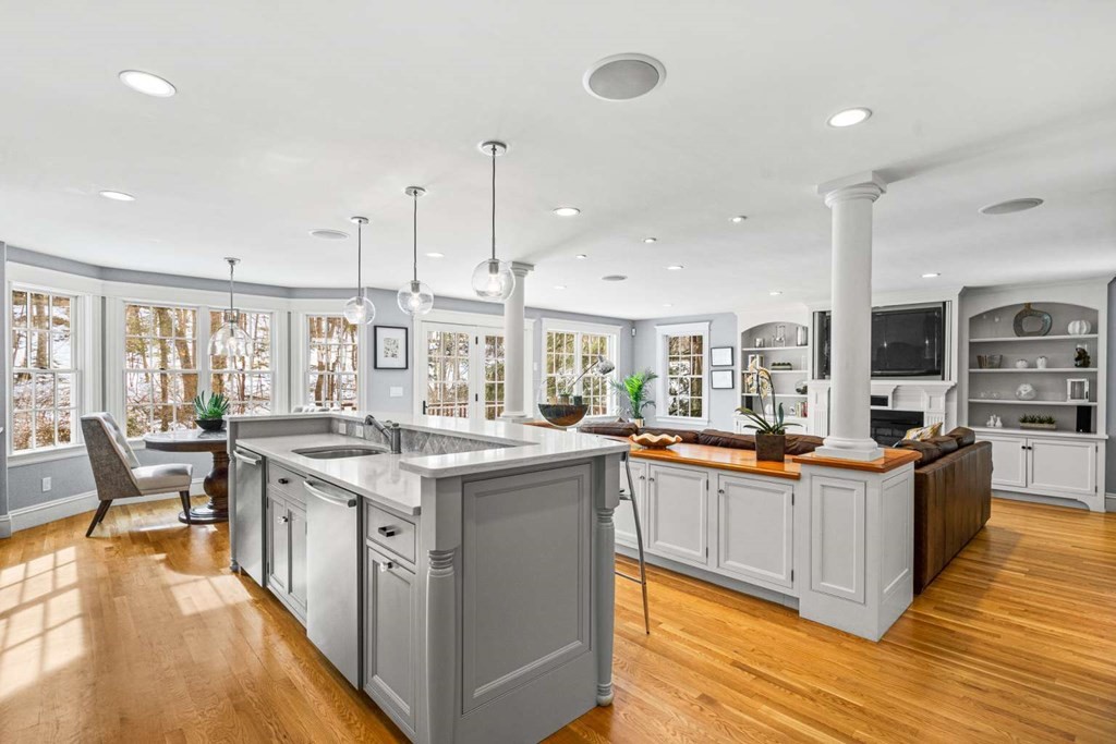 57 Windsor Road Wellesley, MA 02481 - Photo 6 of 30