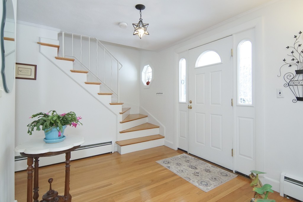 8 Abernathy Road Lexington, MA 02420 - Photo 3 of 24 Gallery Image 3