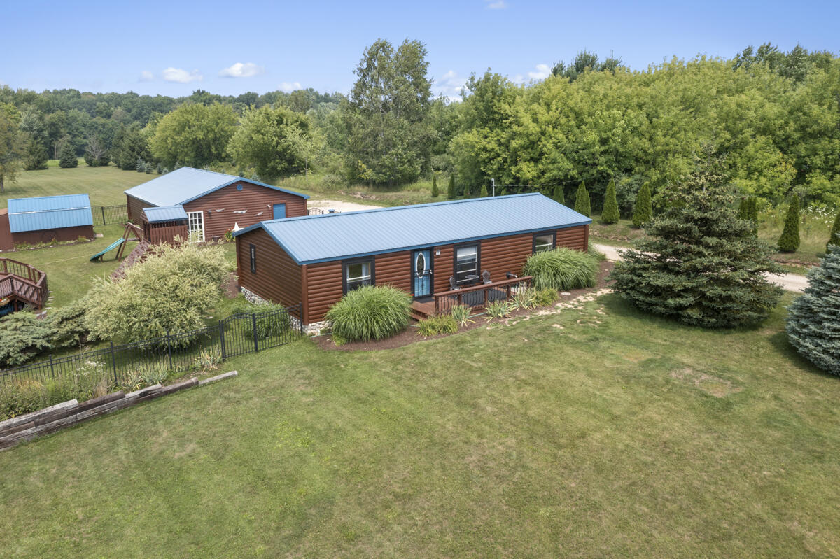 16522 Bailey Road Bailey, MI 49303 - Photo 39 of 48 IMG_1037