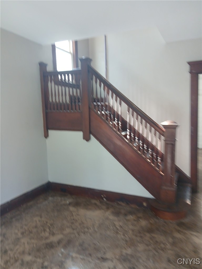 412 Rich Street Syracuse, NY 13207 - Photo 4 of 8