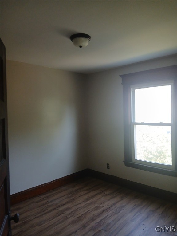 412 Rich Street Syracuse, NY 13207 - Photo 7 of 8