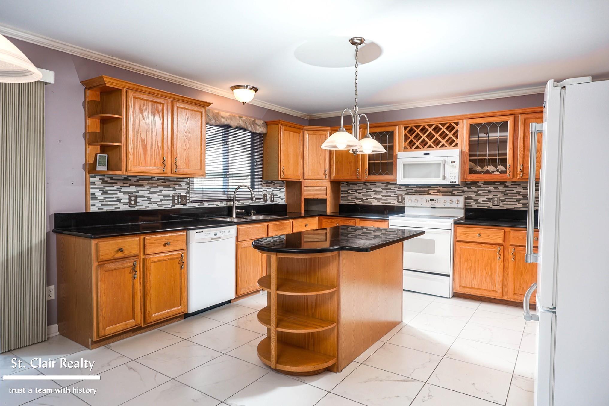2118 North River Road St. Clair, MI 48079 - Photo 5 of 35