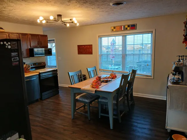 $185,000 | 505 West Darby Drive, Otterbein, IN 47970