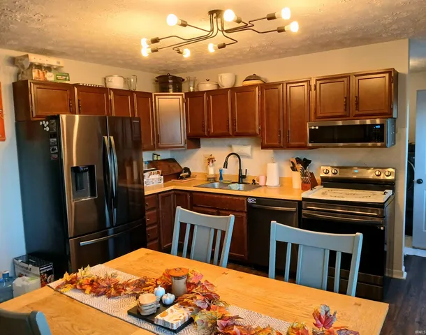 $185,000 | 505 West Darby Drive, Otterbein, IN 47970