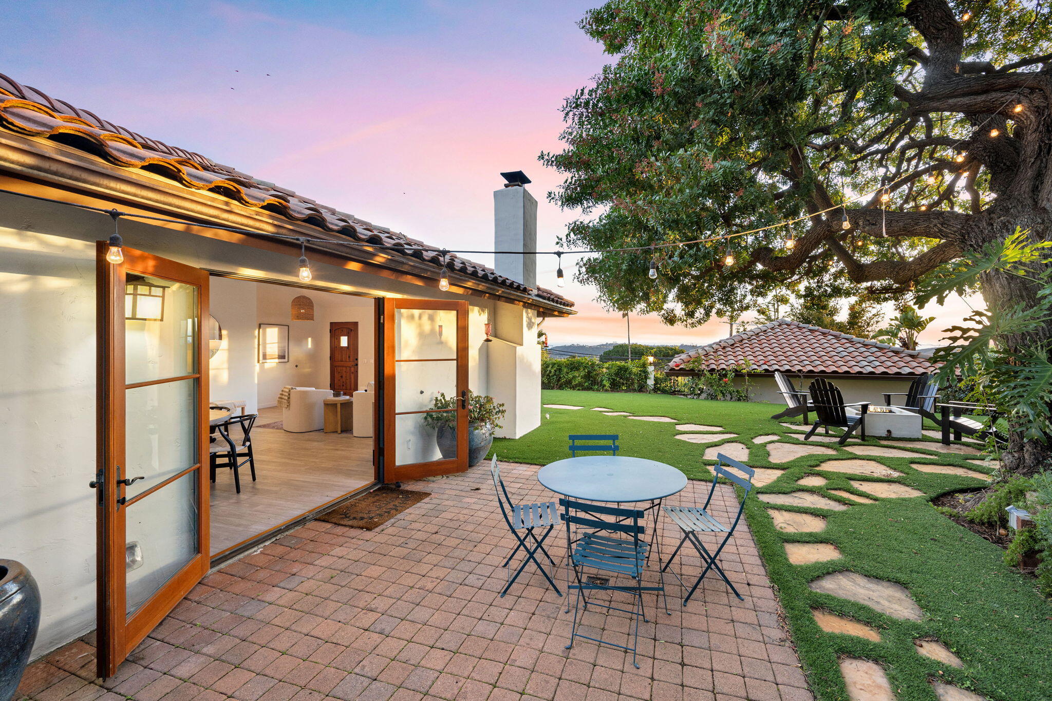 1047 Cheltenham Road Santa Barbara, CA 93105 - Photo 28 of 36 Patio Twilight