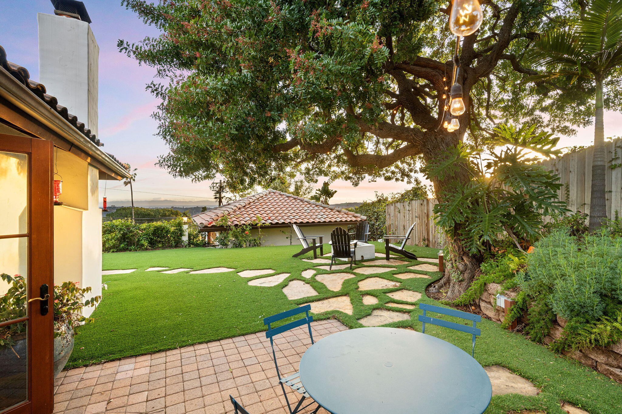 1047 Cheltenham Road Santa Barbara, CA 93105 - Photo 29 of 36 Outdoor Living
