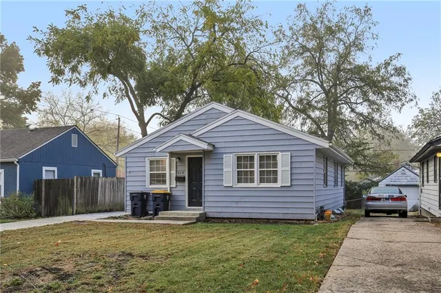 $199,900 | 317 East 78th Terrace, Kansas City, MO 64114