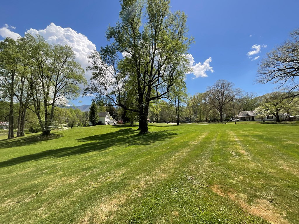 425 Junaluska Road Andrews, NC 28901 - Photo 22 of 42 Gallery Image 22