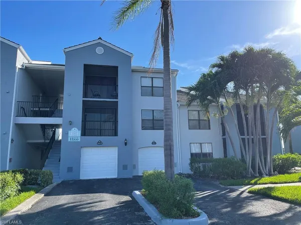 $1,250 | 13555 Eagle Ridge Drive, Unit 925, Fort Myers, FL 33912