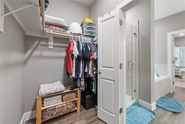 a view of walk in closet