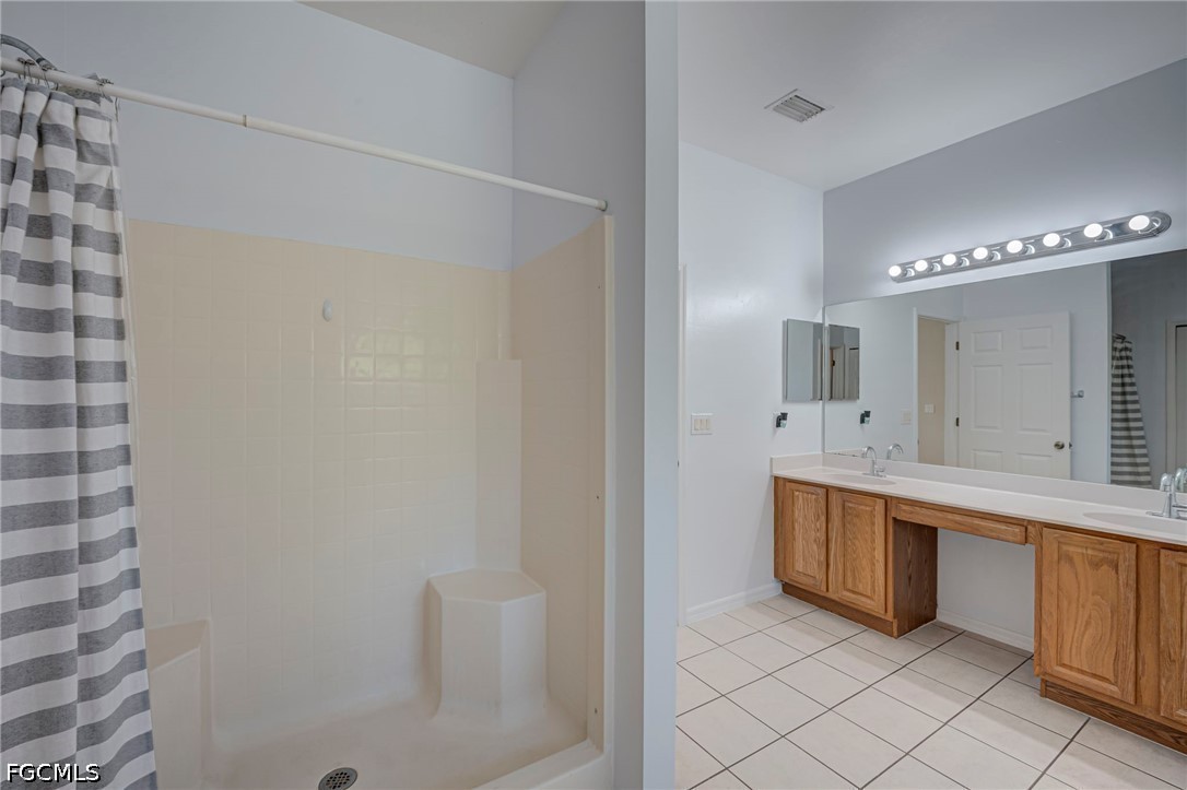 2743 Nature Pointe Loop Fort Myers, FL 33905 - Photo 18 of 32