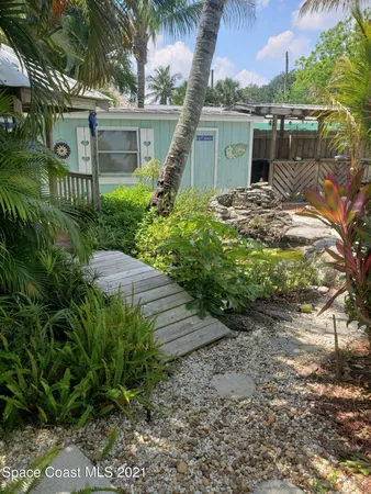 $3,400 | 491 3rd Avenue, Satellite Beach, FL 32937