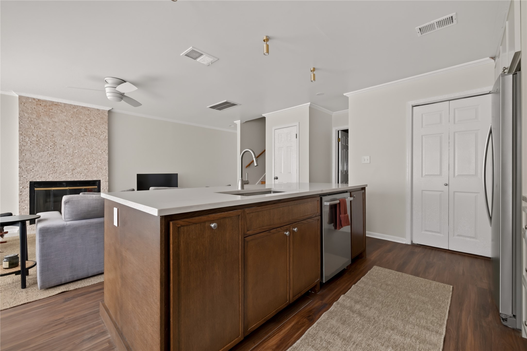 3845 Ranch Road 2222, Unit T2 Austin, TX 78731 - Photo 21 of 34 Gallery Image 21
