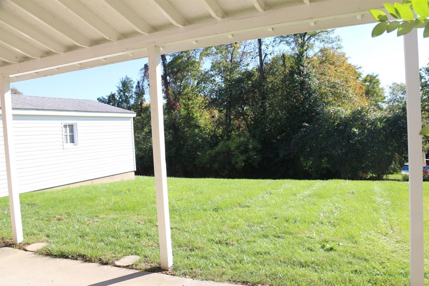 3347 Alexis Road Cincinnati, OH 45239 - Photo 3 of 28 Gallery Image 3