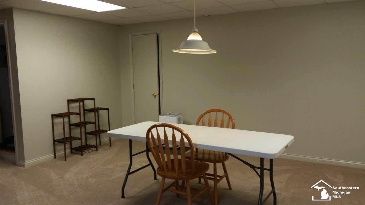 6772 Hartland Road Temperance, MI 48182 - Photo 17 of 22