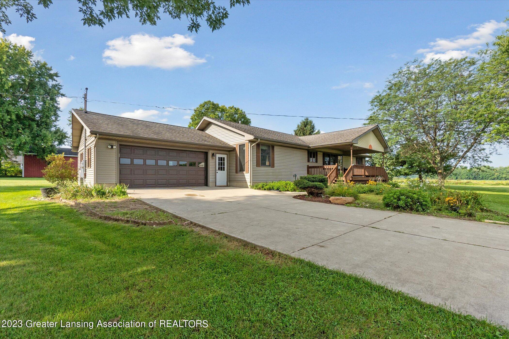 201 North Chester Road Charlotte, MI 48813 - Photo 2 of 49 02-201-N-Chester-Rd-Charlotte-MI-48813-W