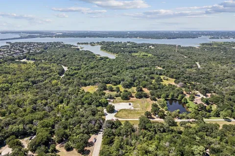 $3,000,000 | 1155 Point Vista Road, Hickory Creek, TX 75065