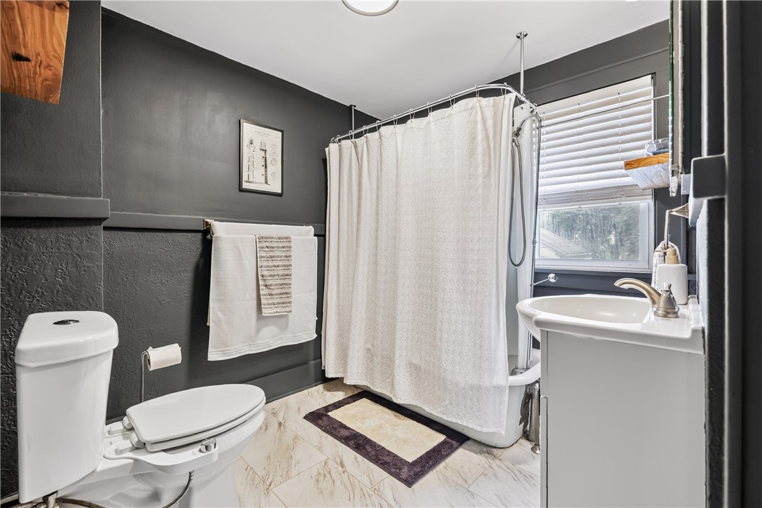 289 Wisconsin Street Rochester, NY 14609 - Photo 32 of 49
