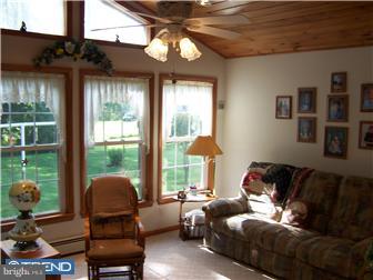 2303 East Rock Road Perkasie, PA 18944 - Photo 5 of 12 Gallery Image 5