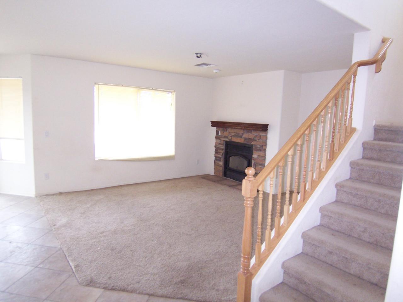 9138 West Payson Road Tolleson, AZ 85353 - Photo 5 of 7 Family Room
