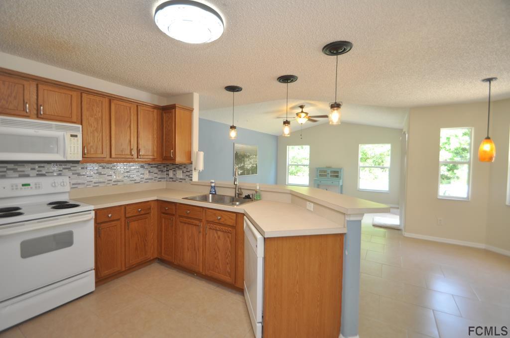 10 Ruth Drive Palm Coast, FL 32164 - Photo 14 of 38 Gallery Image 14
