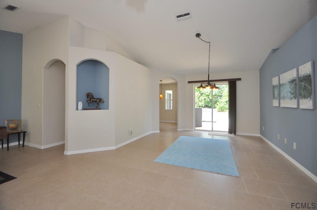 10 Ruth Drive Palm Coast, FL 32164 - Photo 4 of 38 Gallery Image 4