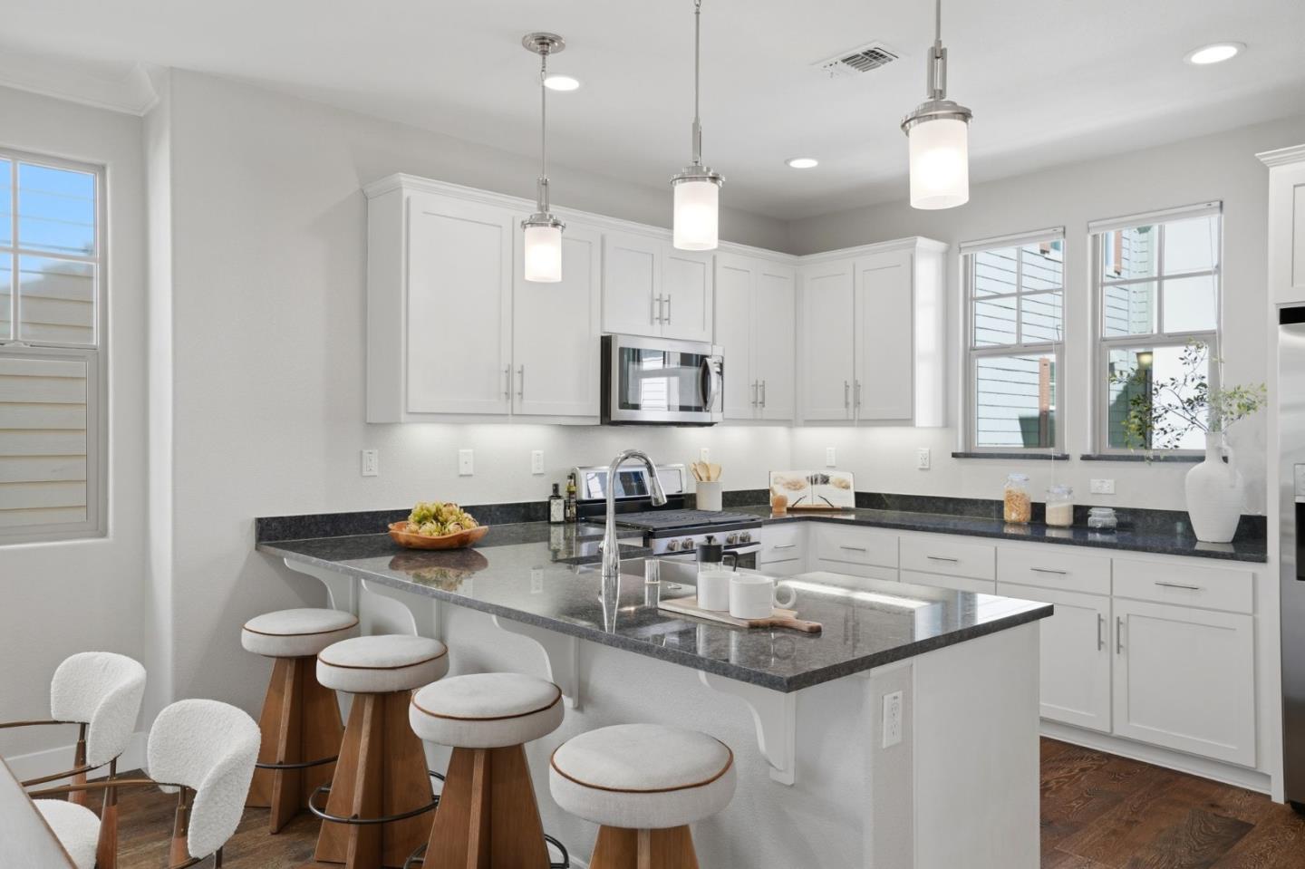 3102 Pyramid Way Mountain View, CA 94043 - Photo 9 of 51