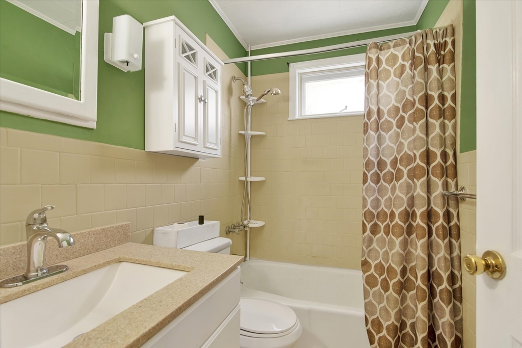 624 Walnut Street Fall River, MA 02720 - Photo 18 of 23