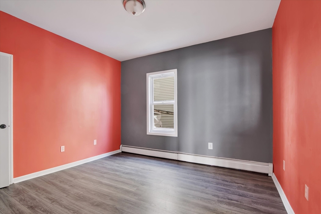 624 Walnut Street Fall River, MA 02720 - Photo 6 of 23