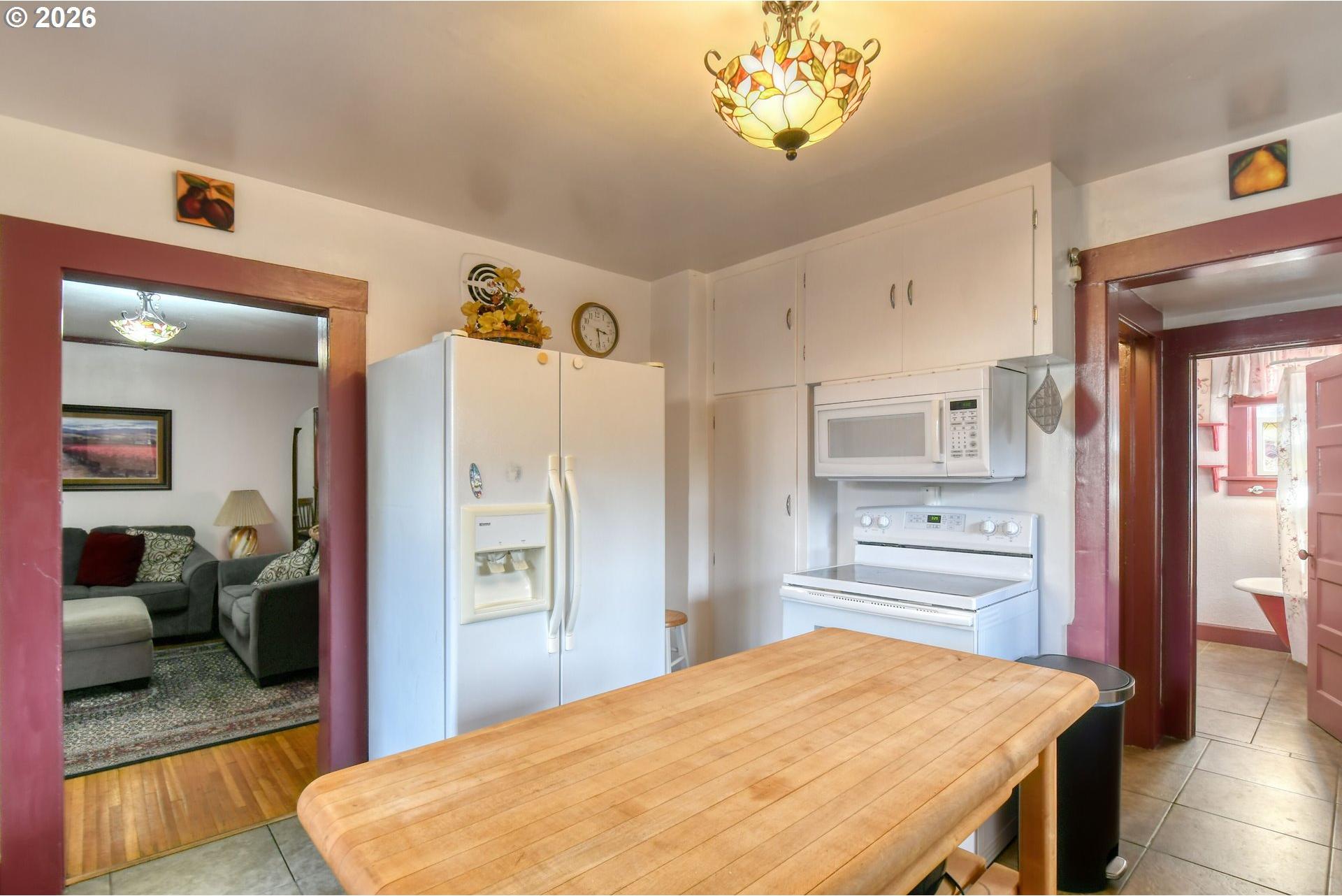 335 Southwest Court Avenue Pendleton, OR 97801 - Photo 14 of 48 Gallery Image 14
