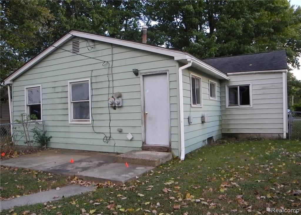2635 James Road Auburn Hills, MI 48326 - Photo 3 of 17