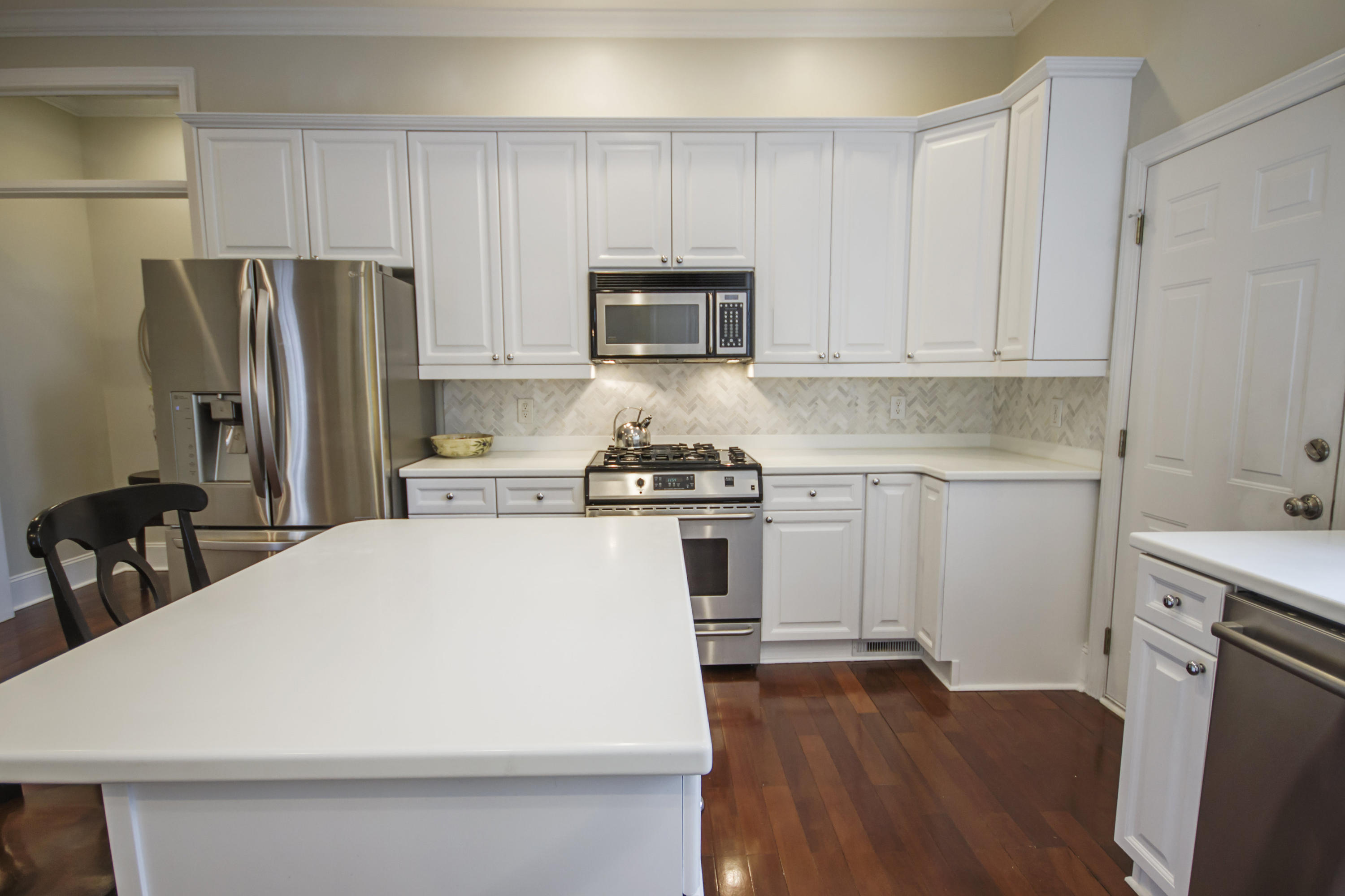 62 Saturday Road Mount Pleasant, SC 29464 - Photo 16 of 70 62 Saturday Rd Kitchen9 Island