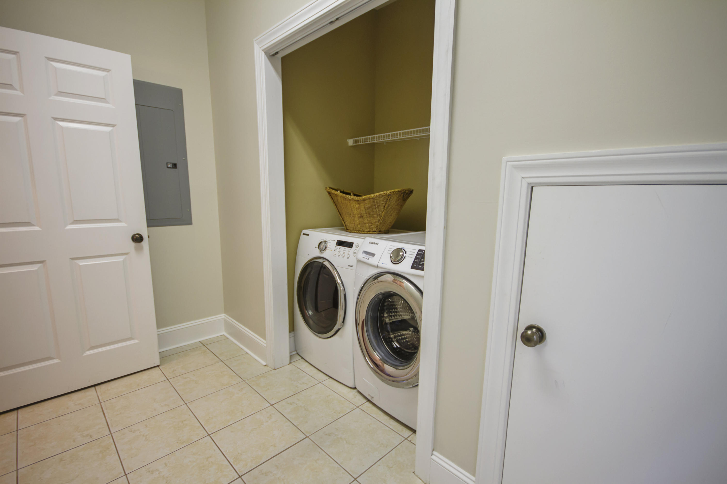 62 Saturday Road Mount Pleasant, SC 29464 - Photo 42 of 70 62 Saturday Rd Laundry2