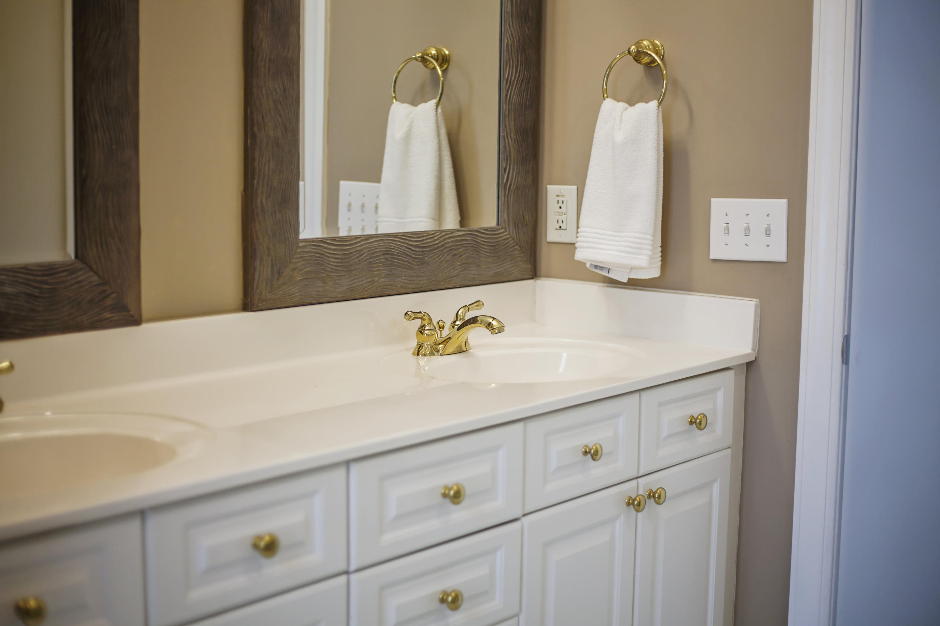 62 Saturday Road Mount Pleasant, SC 29464 - Photo 56 of 70 62 Saturday Rd Master Bath6