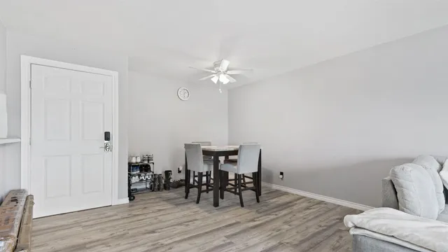 $87,000 | 212 Plaza Verde Drive, Unit F22, Houston, TX 77038