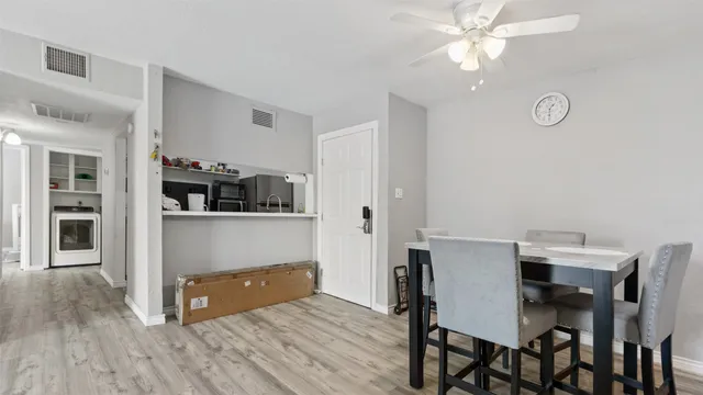 $87,000 | 212 Plaza Verde Drive, Unit F22, Houston, TX 77038