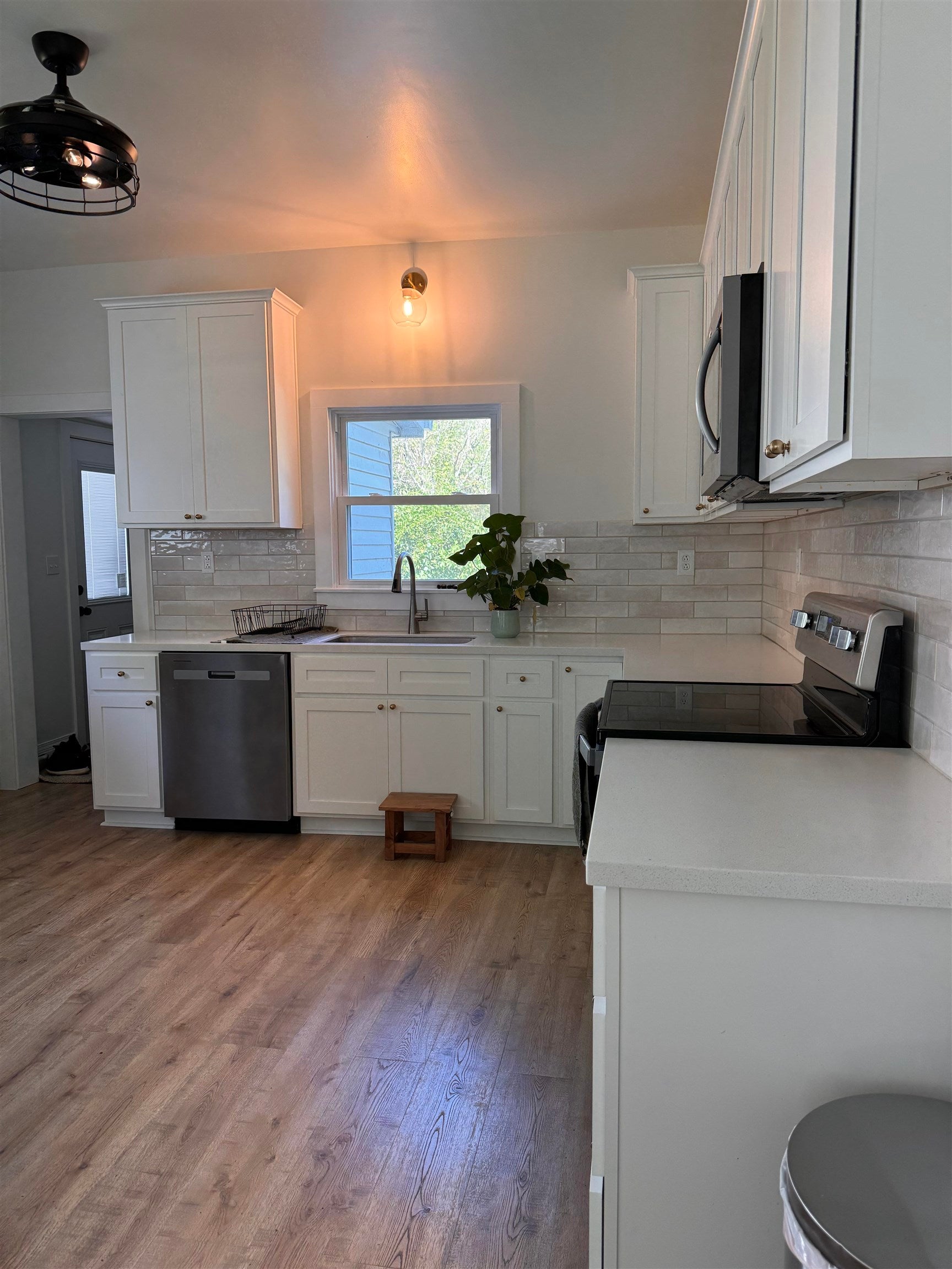 7058 Wild Cat Road Barboursville, WV 25504 - Photo 7 of 27 Gallery Image 7