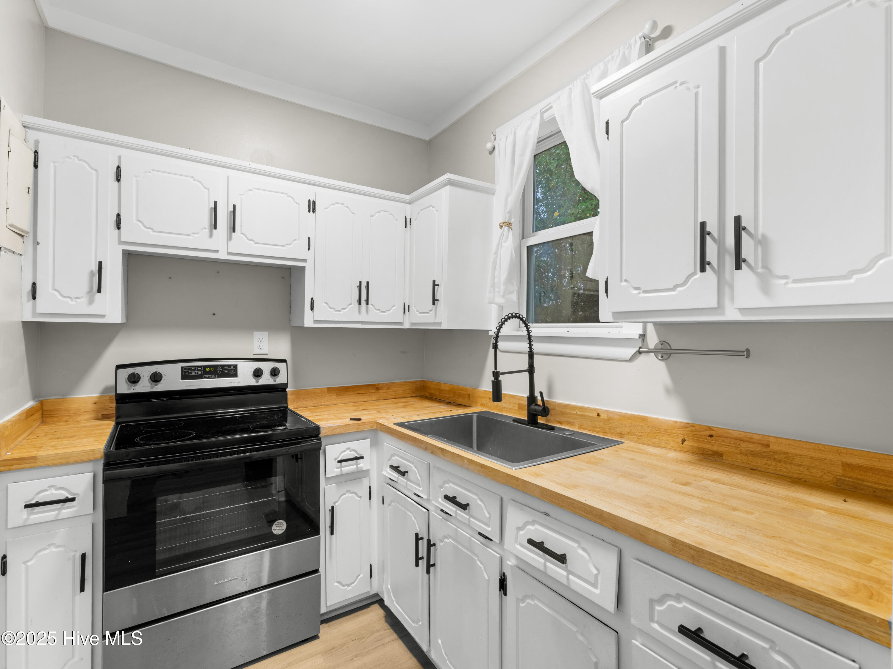 125 Preston Road Jacksonville, NC 28540 - Photo 18 of 30 025A1663